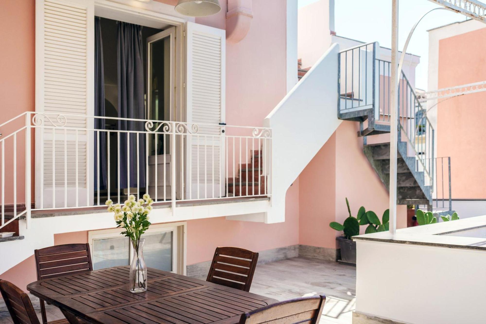 Gioia 13 Rooms & Apartments Procida Exteriér fotografie